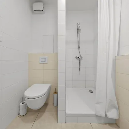 Ac 1 Apartment, Hranicna 36 *